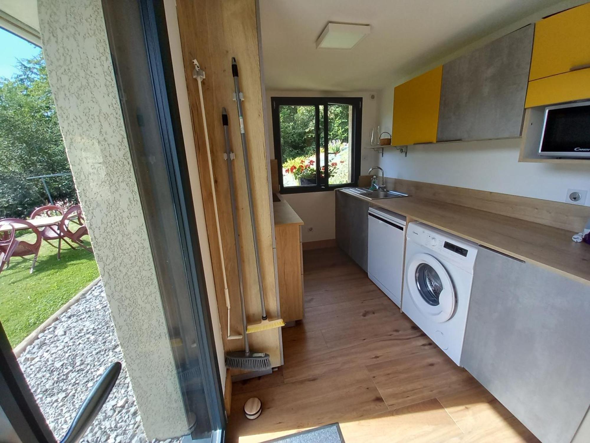 Appartement En Rez De Jardin Thénésol Exterior foto